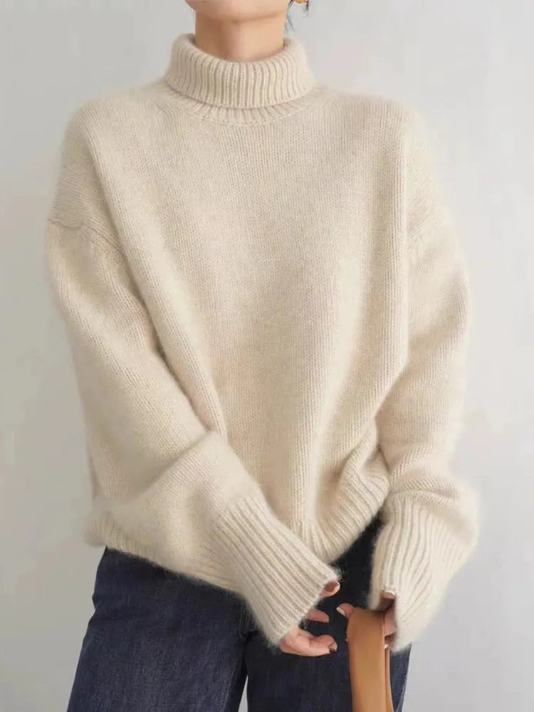 Isabella™ - Elegant Cashmere Turtleneck