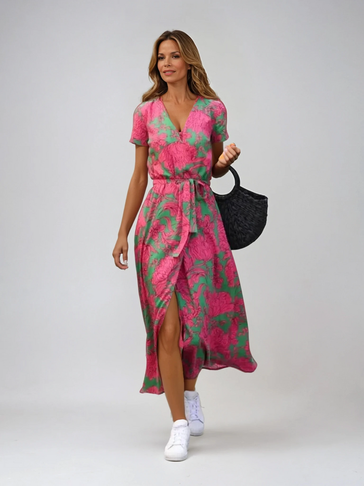 Suzanne – Elegant dress with V-neck