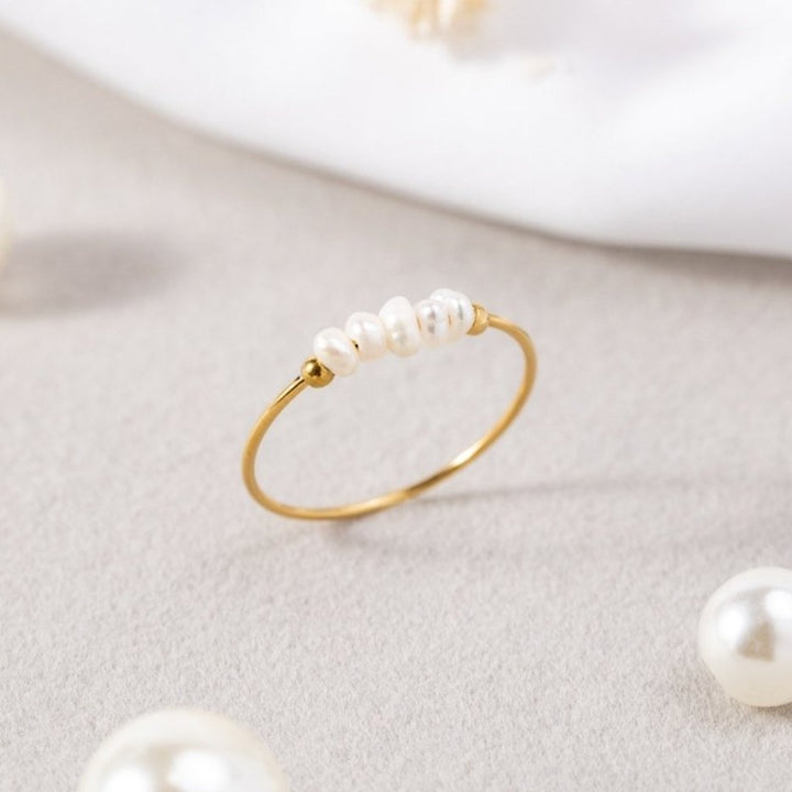 Silva - Ring with Freshwater Pearls