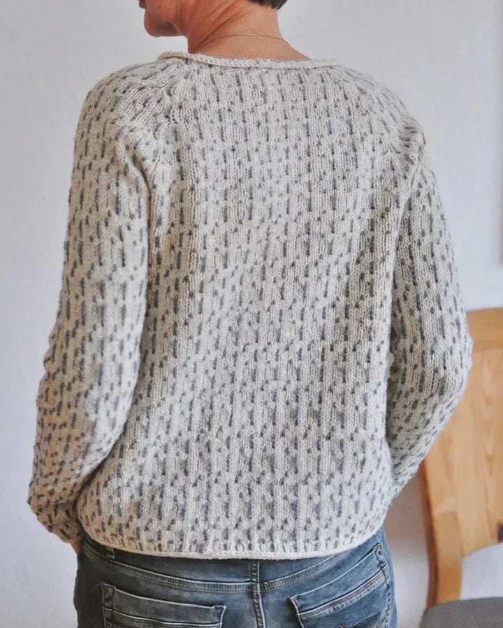 Veronika - The Chic Pullover