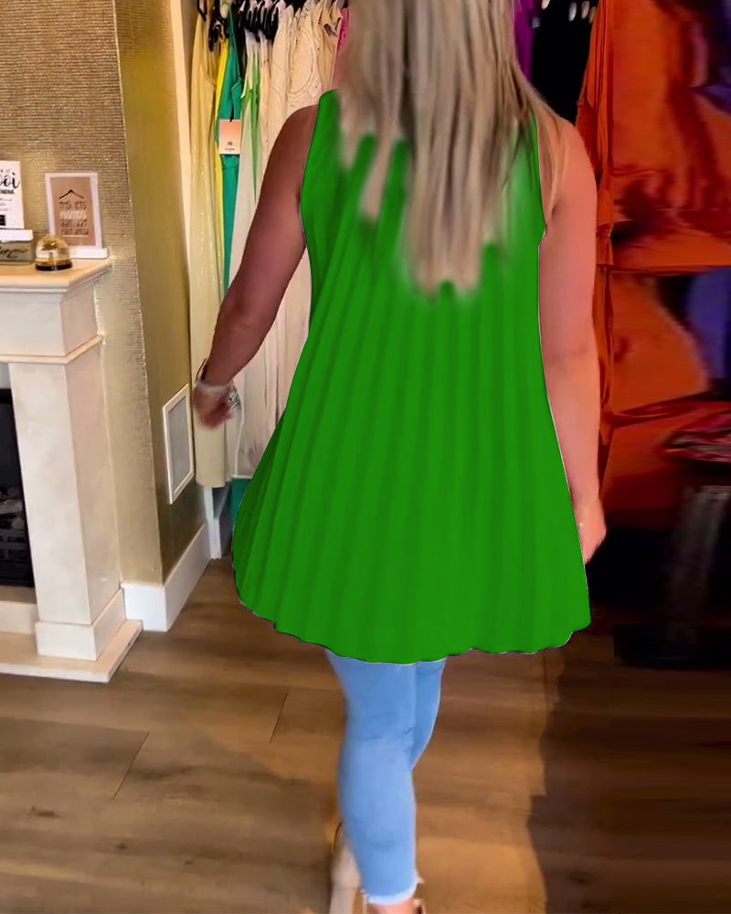 Alana™ - Timeless Ruffled Sleeveless Top