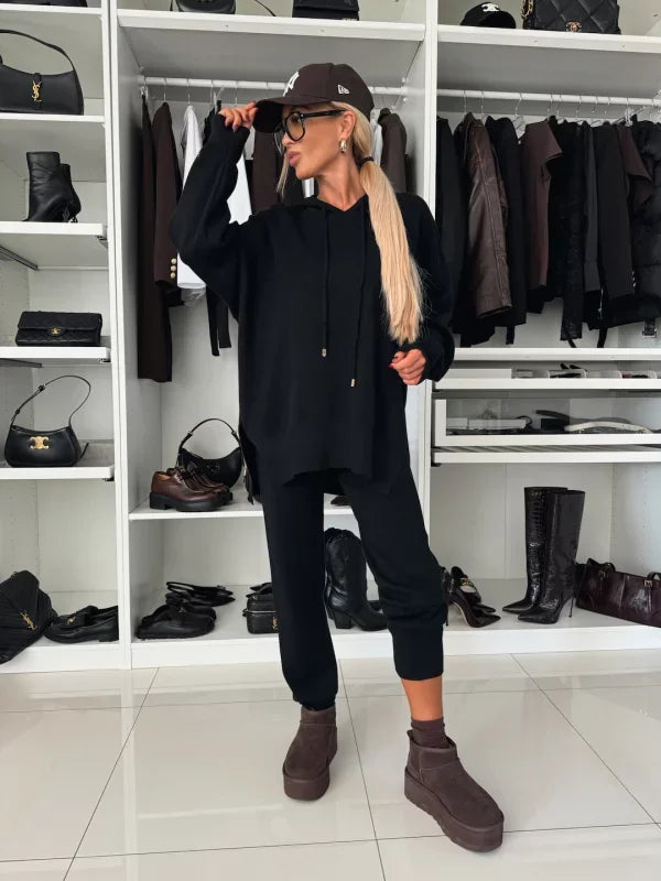 Camilla - Elegant Hooded Two-Piece Women's Set